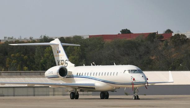 Los jets privados desbordan el aeropuerto de Sevilla para la Feria