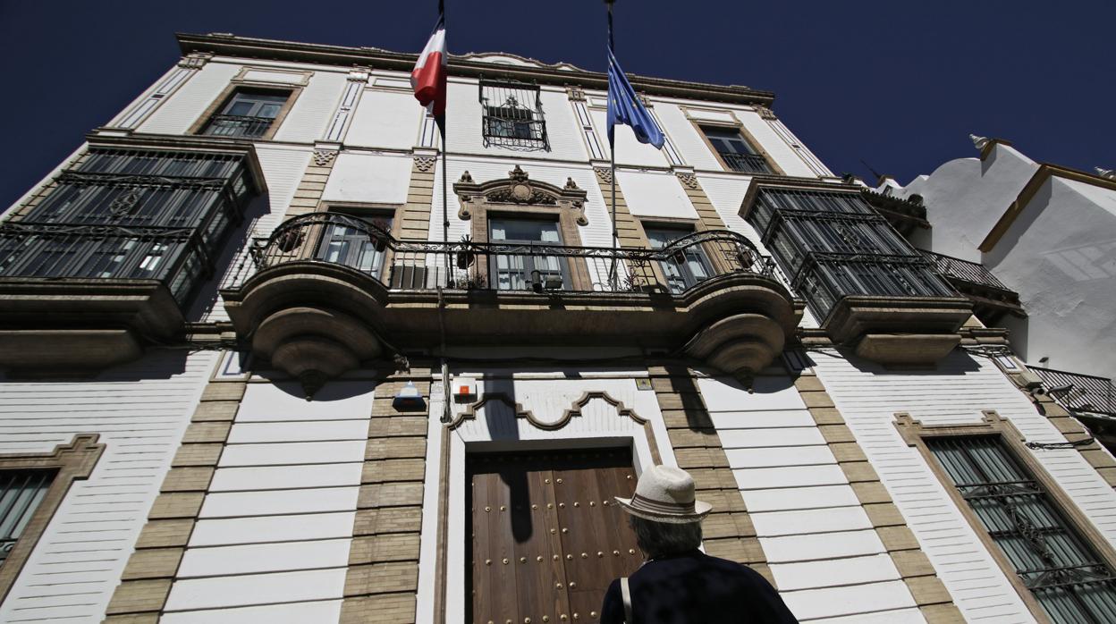 Fachada del Consulado de Francia en Sevilla