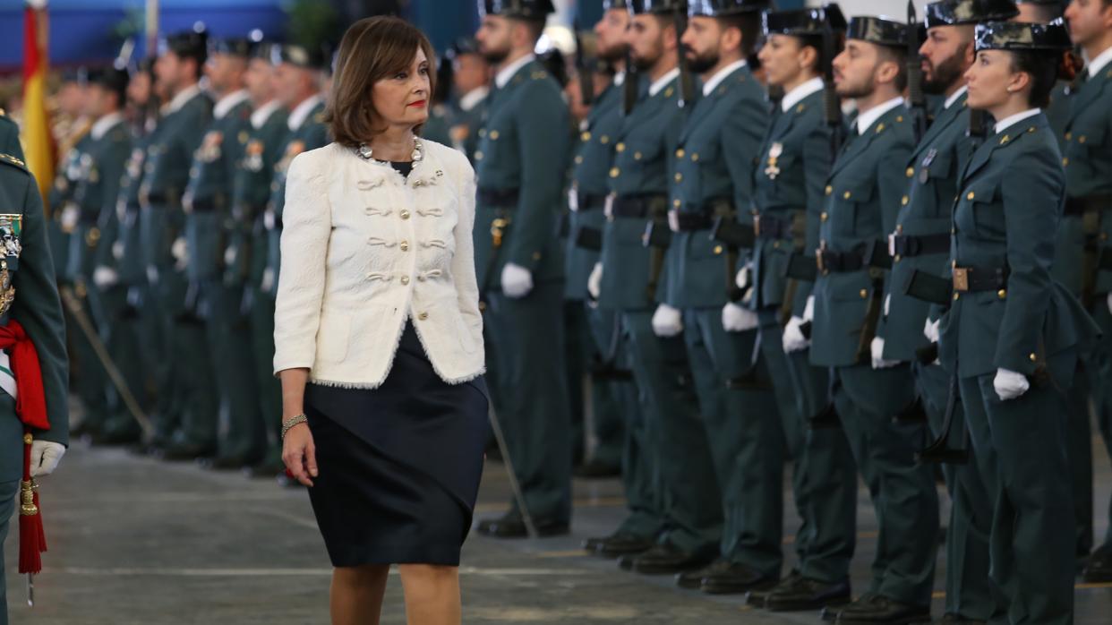 La secretaria de Estado de Seguridad pasa revista a las unidades