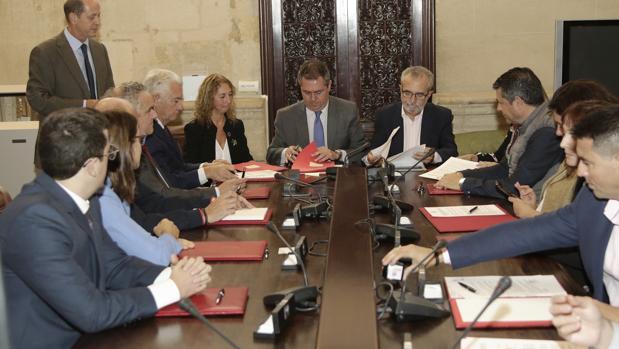 Cerca de 18.000 parados se beneficiarán del programa Integra, que prioriza a barrios deprimidos de Sevilla