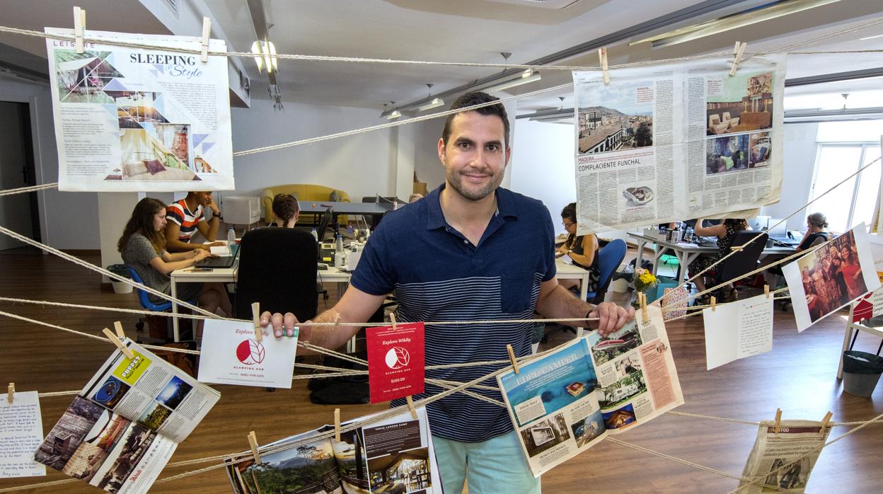 El empresario mantiene la sede de la empresa en el Centro de Sevilla