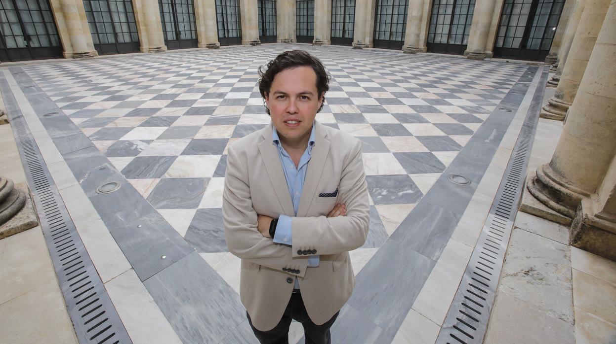 Ismael Jiménez acude a investigar con asiduidad al Archivo de Indias