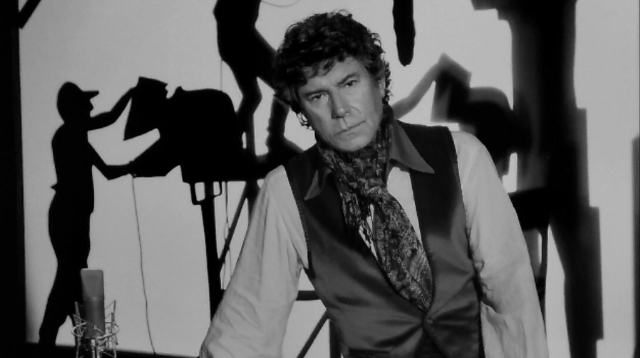 Jesús Quintero en el plató donde grababa sus programas