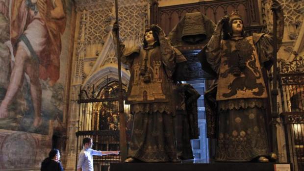 Los restos de Colón en Sevilla, zarandeados por la historia