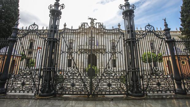 La Universidad de Sevilla pondrá cámaras para retransmitir las clases presenciales