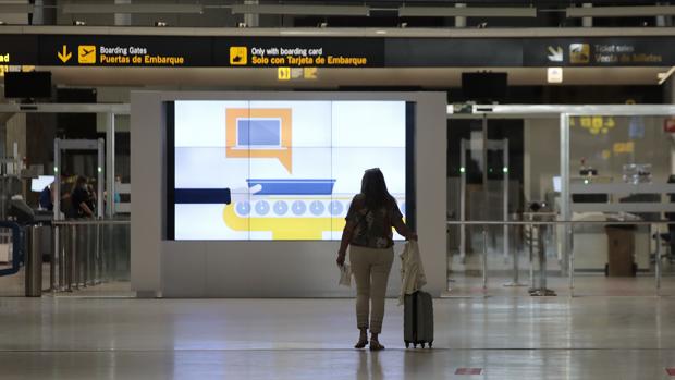 Las tapas de Sevilla y los «pintxos» de Bilbao, unidos por el puente aéreo de Vueling