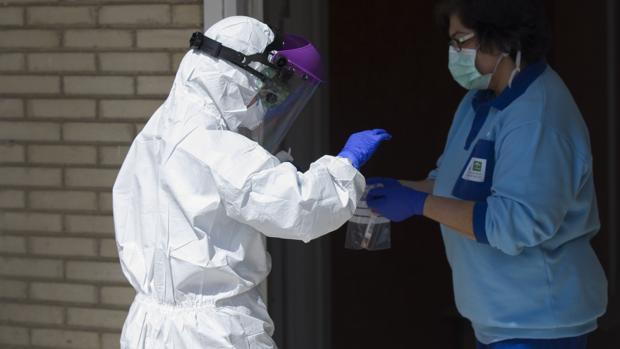 Sevilla registra 151 nuevos casos positivos de coronavirus en un solo día, con 8 nuevos hospitalizados