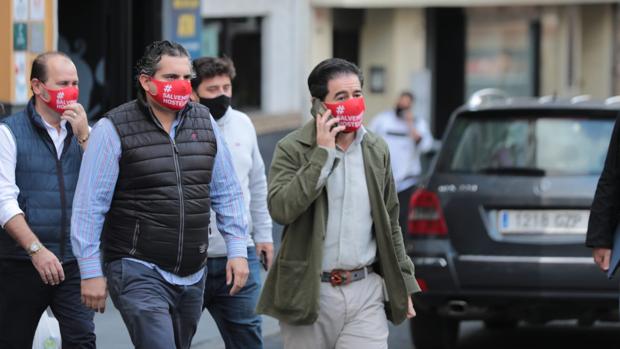 Las nuevas restricciones por el coronavirus duplicarán el número de bares cerrados en Sevilla
