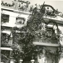 La fachada de una casa de la calle Divina Pastora