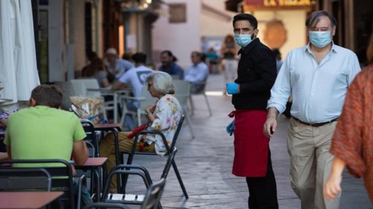 Bares, comercios, transportes, actividades deportivas...: así son los nuevos aforos en Sevilla tras pasar al nivel 2