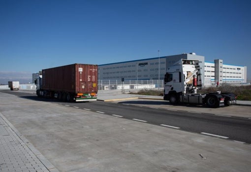 Fachada lateral del gran almacén