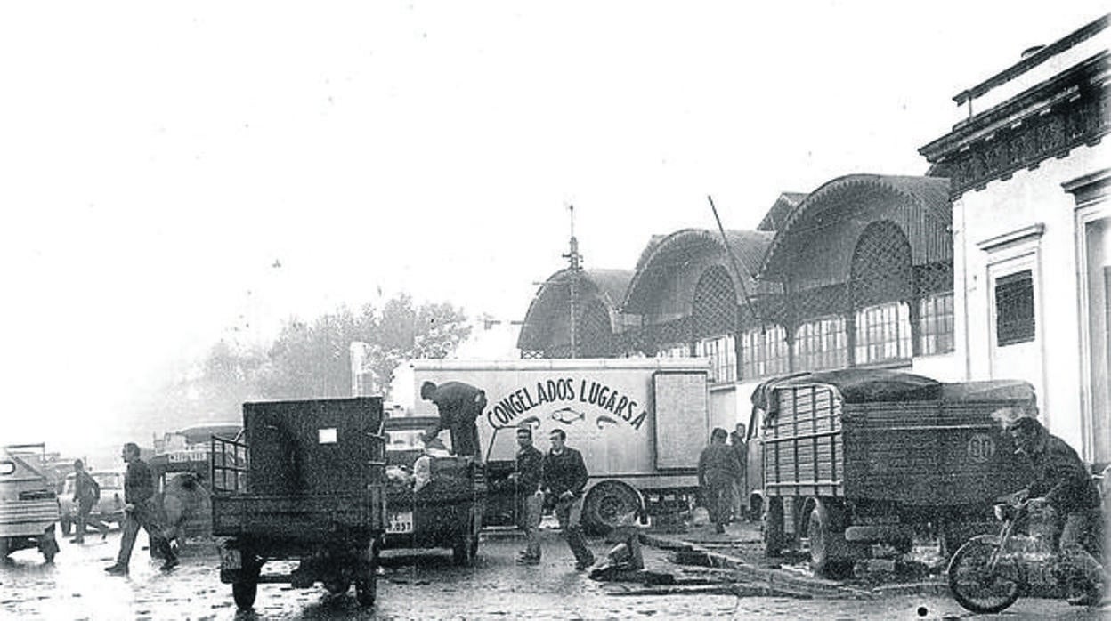 Esta imagen no es tan antigua como podía pensarse, el mercado estuvo activo hasta 1971