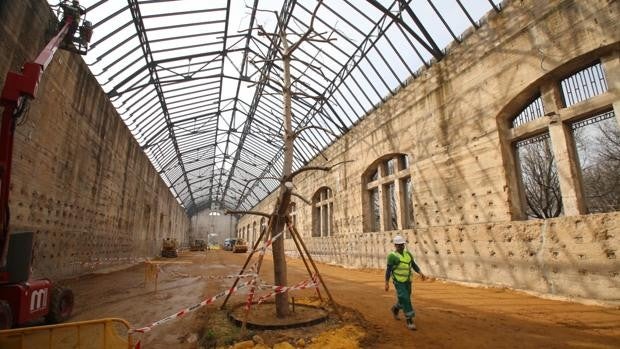 El Ayuntamiento de Sevilla inicia al fin la reforma de las Naves de Renfe para el centro de emprendimiento