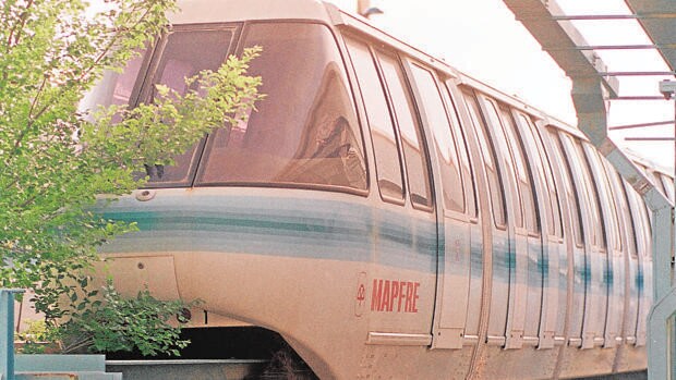 Movilidad insostenible en la Cartuja: del teleférico al monorraíl pasando por el tren que levita