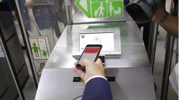 El metro de Sevilla permitirá viajar sin billete y pagar a final de mes