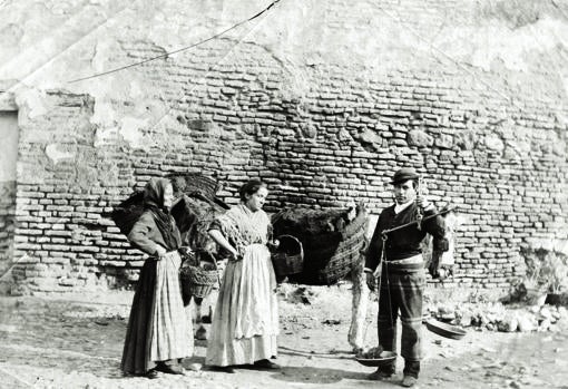 Vendedor de carbón ambulante 1879