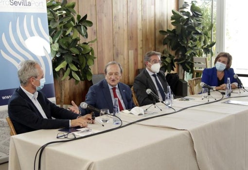 José María de Cárdenas, Augusto Jannone, Rafael Carmona y Rosa Madrid