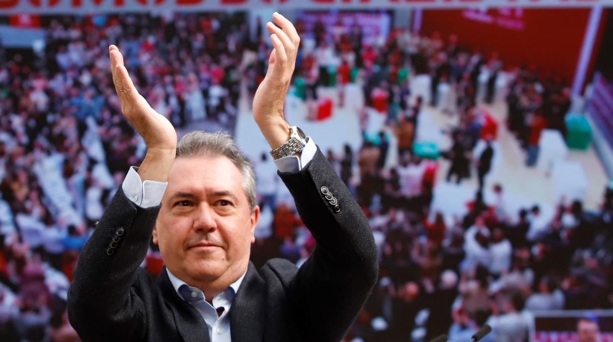 Juan Espadas tiene previsto anunciar a su sucesor en la Alcaldía de Sevilla el martes