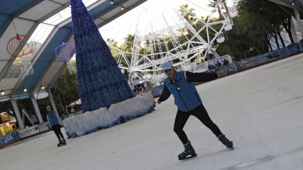Todas las pistas de patinaje sobre hielo en Sevilla 2021: dónde están, fechas, tarifas y horarios
