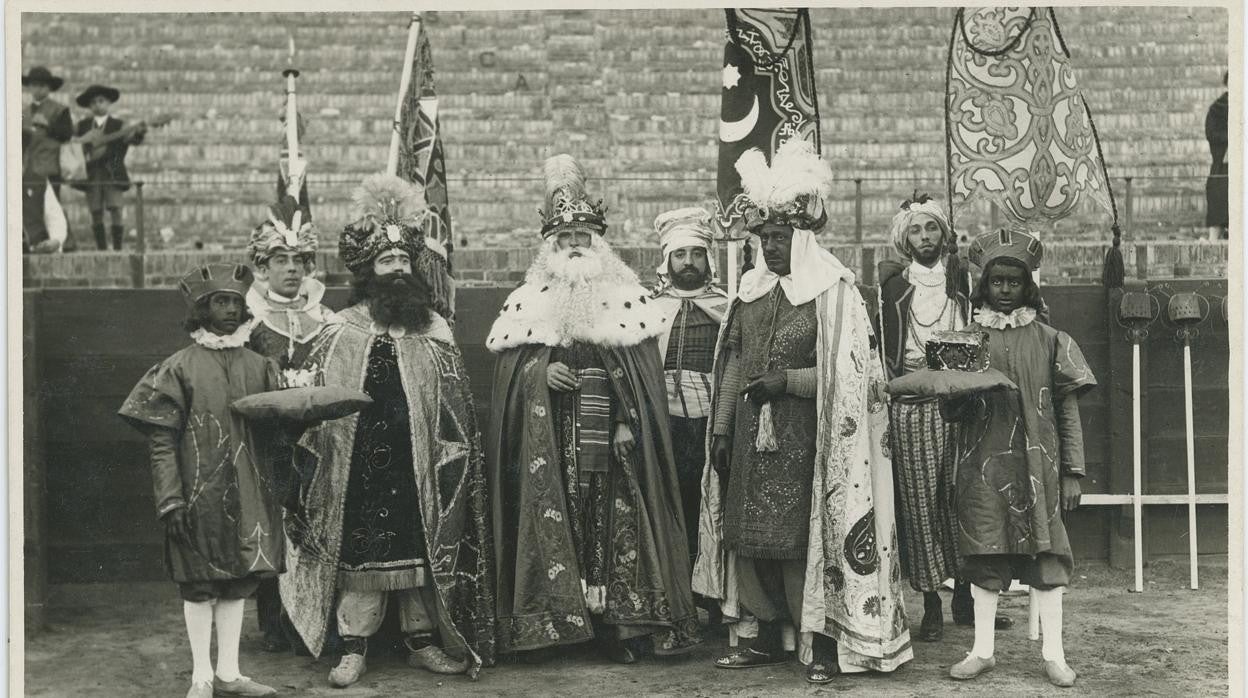 Los tres Reyes Magos de la Cabalgata del Ateneo de 1926