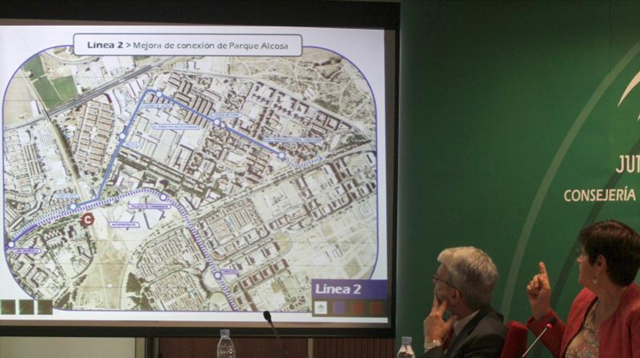 Presentación del proyecto constructivo de la línea 2 en 2011