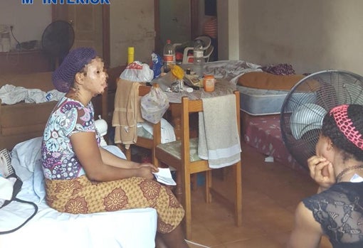 Mujeres nigerianas que estaban siendo explotadas en el momento del rescate