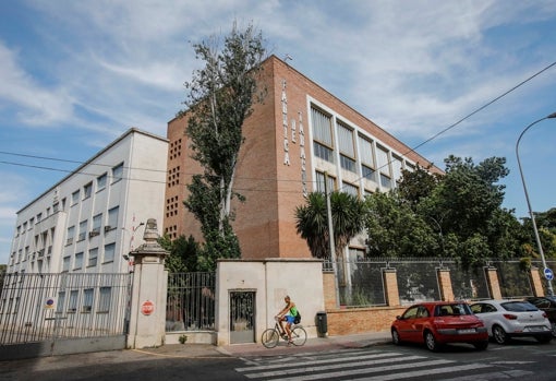 El edificio Cubo de la Fábrica de Tabacos acogerá un espacio cultural aún sin definir