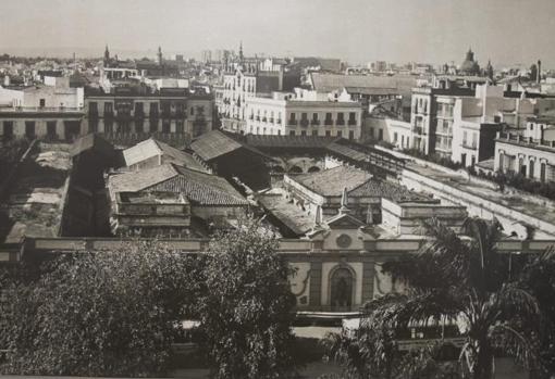 Vista aéra de la cubierta del antiguo mercado de la Encarnación