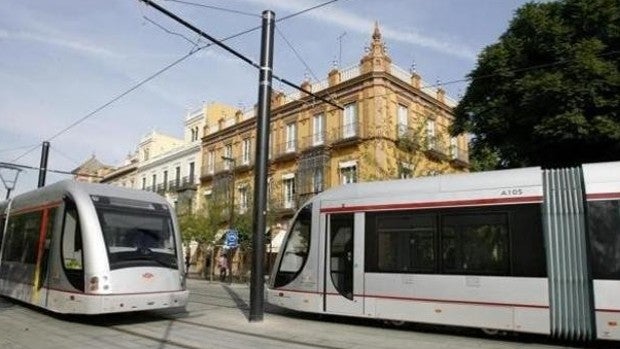 Se consolida con más presupuesto el sucedáneo del metro, el 'tranvibús' a Sevilla Este