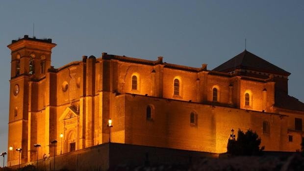 ¿Cuál es el pueblo más popular de Sevilla?