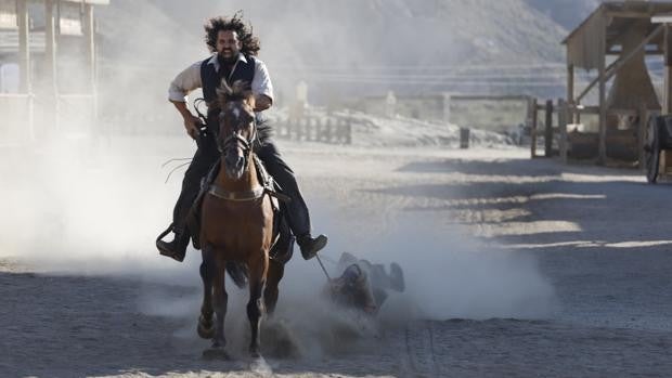 El 'salvaje Oeste' inunda de vida el desierto en Almería
