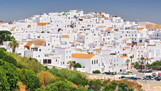 Un día en Vejer de la Frontera: historia, patrimonio, gastronomía y playa