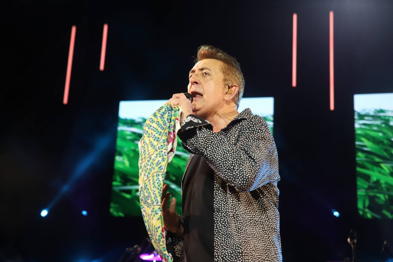 El vibrante concierto de Manolo García en Córdoba, en imágenes