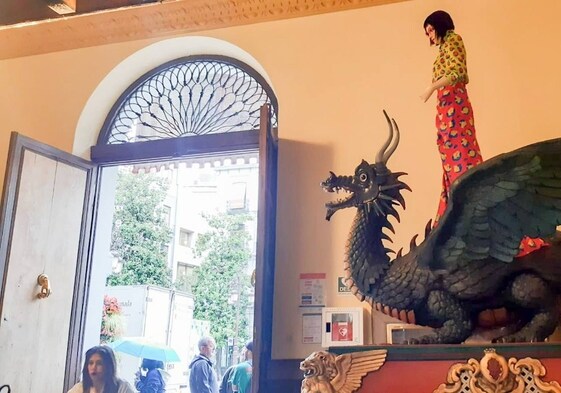Imagen de la Tarasca en el Ayuntamiento de Granada este miércoles