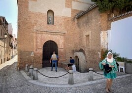Rusos y ucranianos firman cada domingo una tregua en Granada para rezar juntos