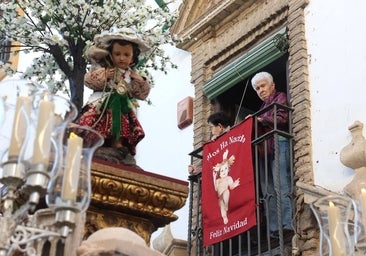 Fotos: La alegre procesión del Pastorcillo Divino de Capuchinos en Córdoba