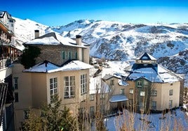 Los mejores hoteles de Sierra Nevada para vivir un San Valentín de película: ¿cuál es el precio de la noche?
