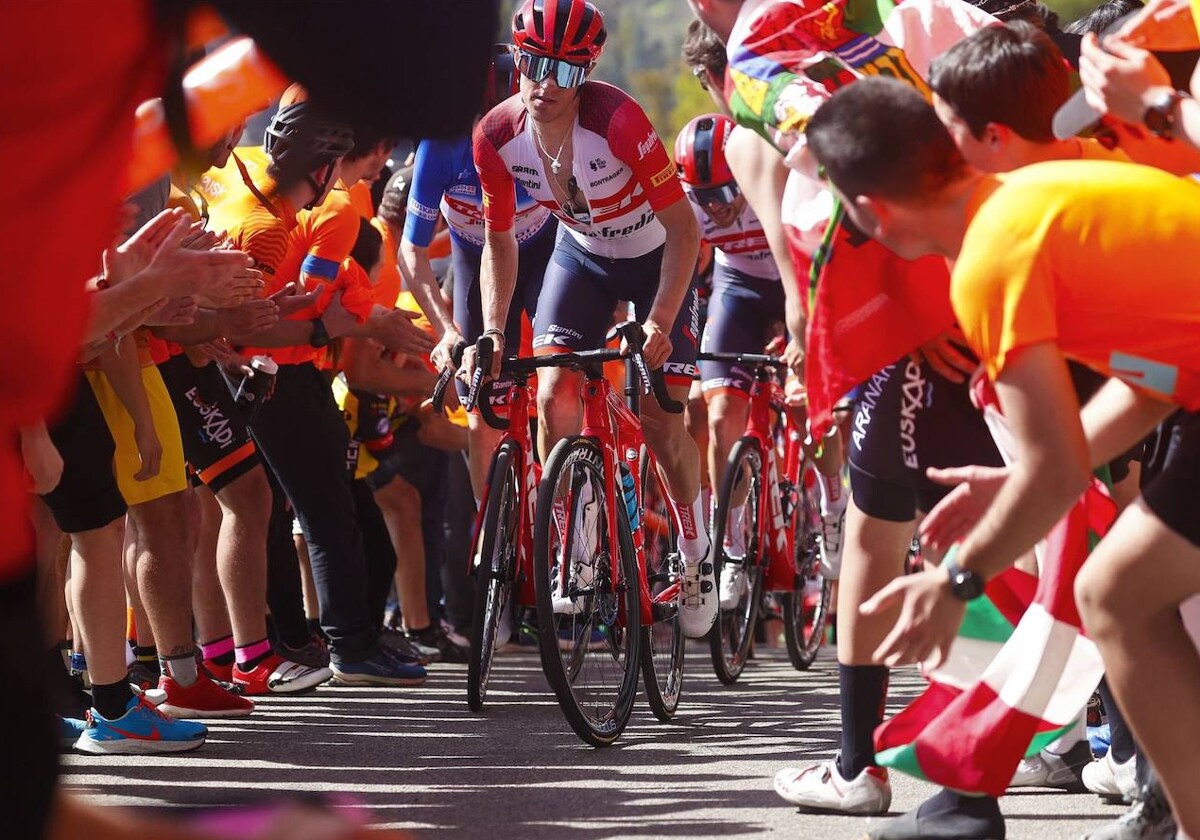 Cómo un supermercado familiar se convirtió en el mejor equipo ciclista del  mundo