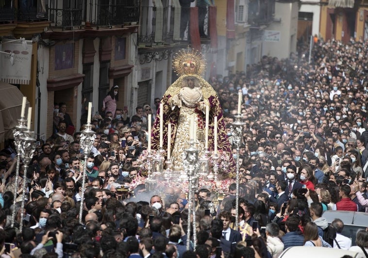 Horario e Itinerario del Traslado a la Parroquia de Santa Ana de la Esperanza de Triana. Sevilla 10 de Marzo del 2023 Horario e Itinerario del Traslado a la Parroquia de Santa Ana de la Esperanza de Triana. Sevilla 10 de Marzo del 2023