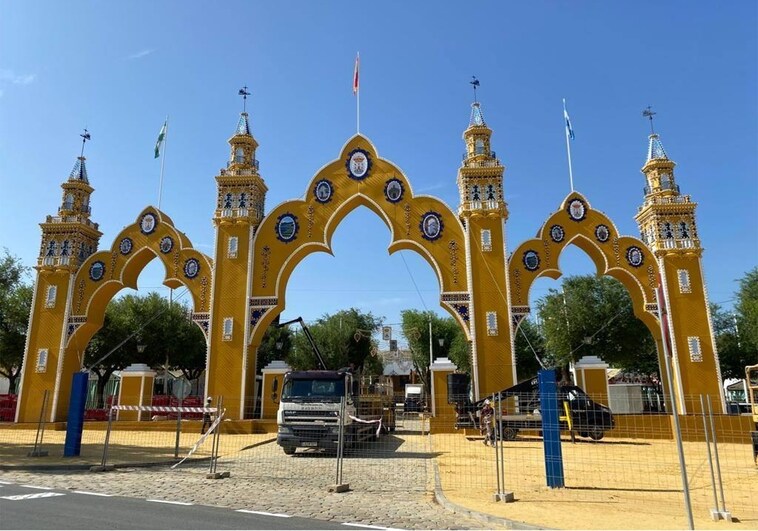 Portada de la Feria de Alcalá de Guadaíra