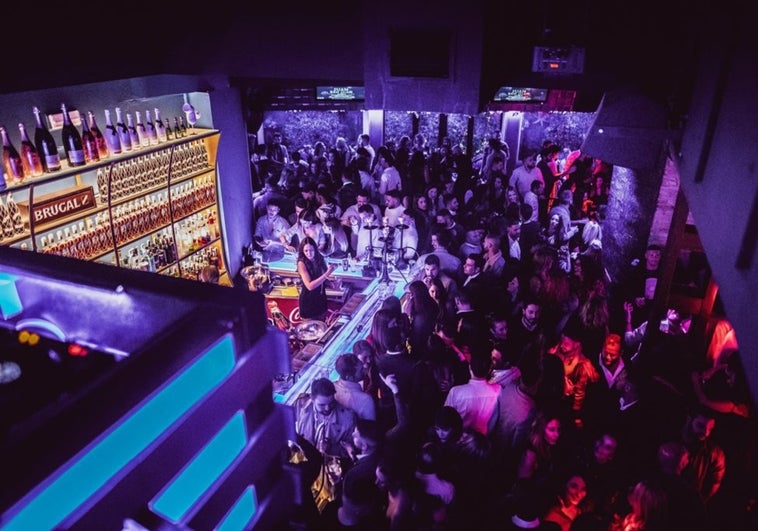 Discoteca Hoyo Sevilla: horarios, programación y reservas