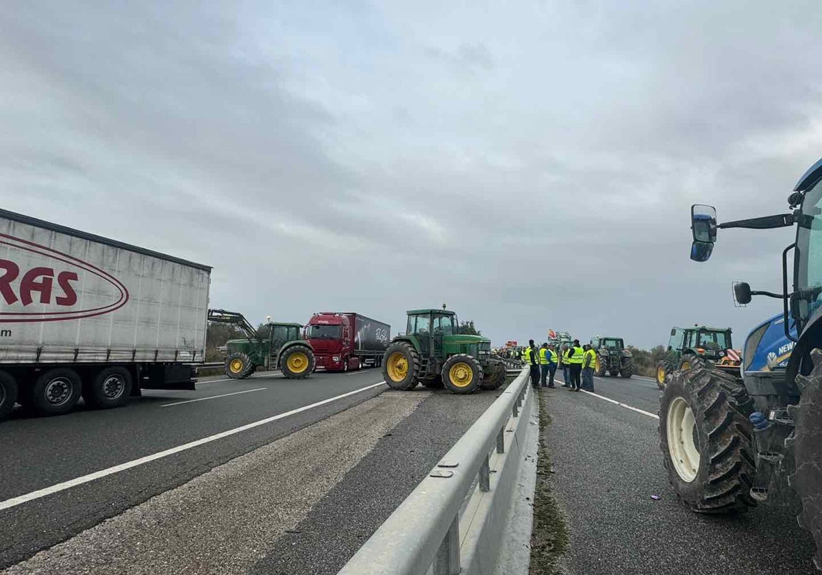 Tractorada en la A-92