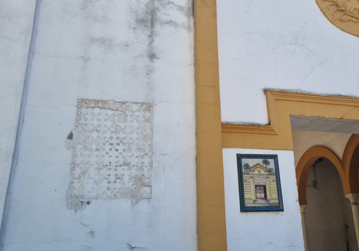 Lugar en el se encontraba el azulejo en los Jardines del Valle