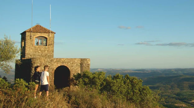 La ermita de Santa Bárbara se encuentra en las alturas de Higuera de la Sierra