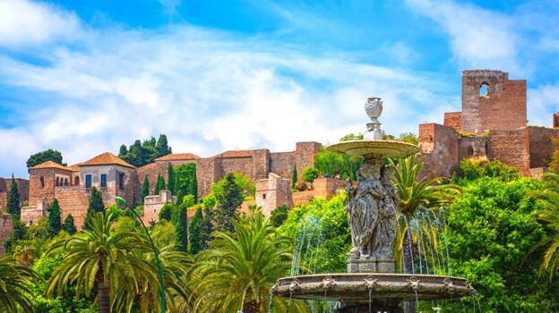 Vista de la Alcazaba desde la Plaza del General Torrijos