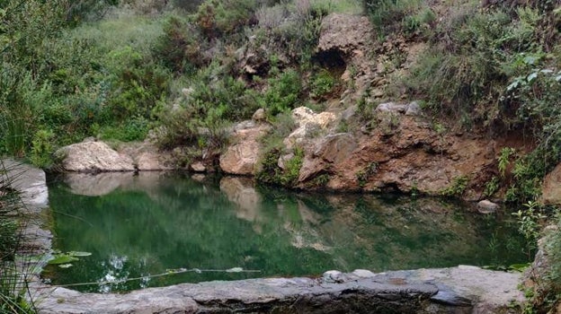 Foto de Baños de Vacamía (baño grande) en Villamena, Granada