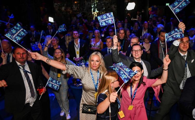 Los obreros abandonan a las izquierdas para votar a las derechas y las extremas derechas