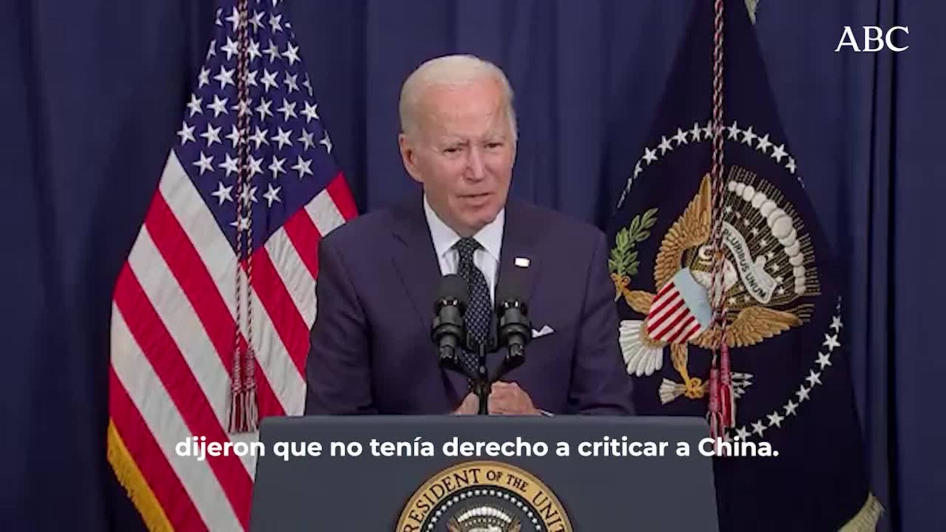 La reacción de Joe Biden al ser preguntado por el choque de puños con Bin Salman