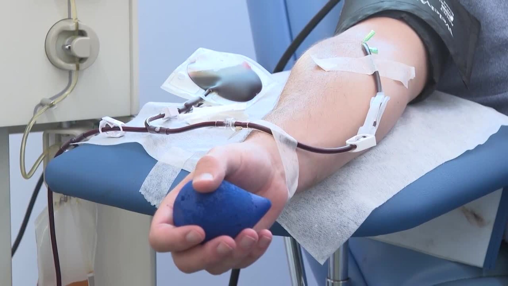 El Centro de Transfusiones llama a donar sangre con las reservas al 70%