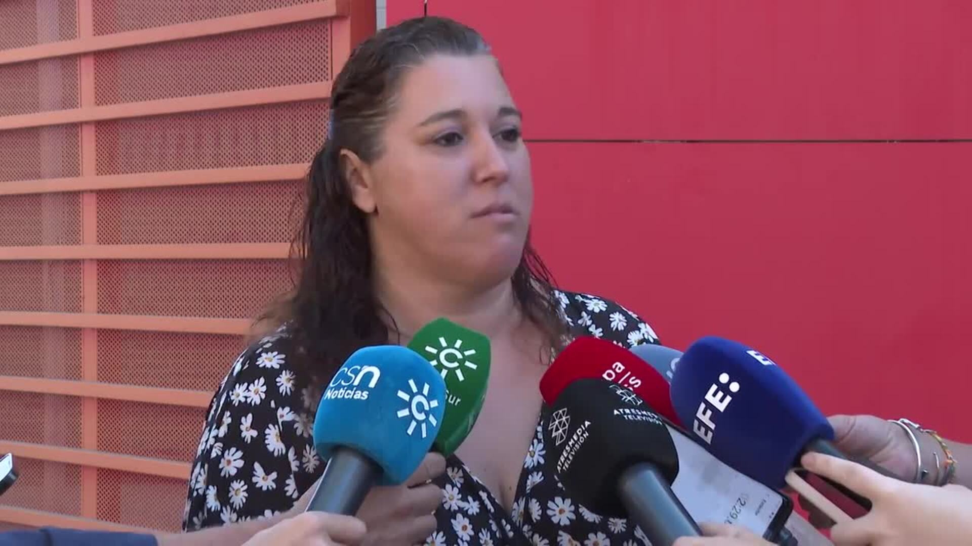 Devuelve los 490 euros de la pensión que perdió una anciana en Sevilla: "No lo dudé. No era mío"